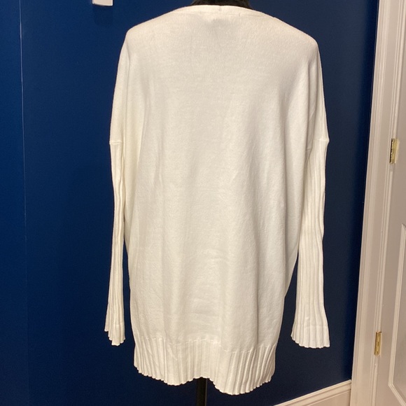 French Connection Oversized Sweater size small - Picture 3 of 4